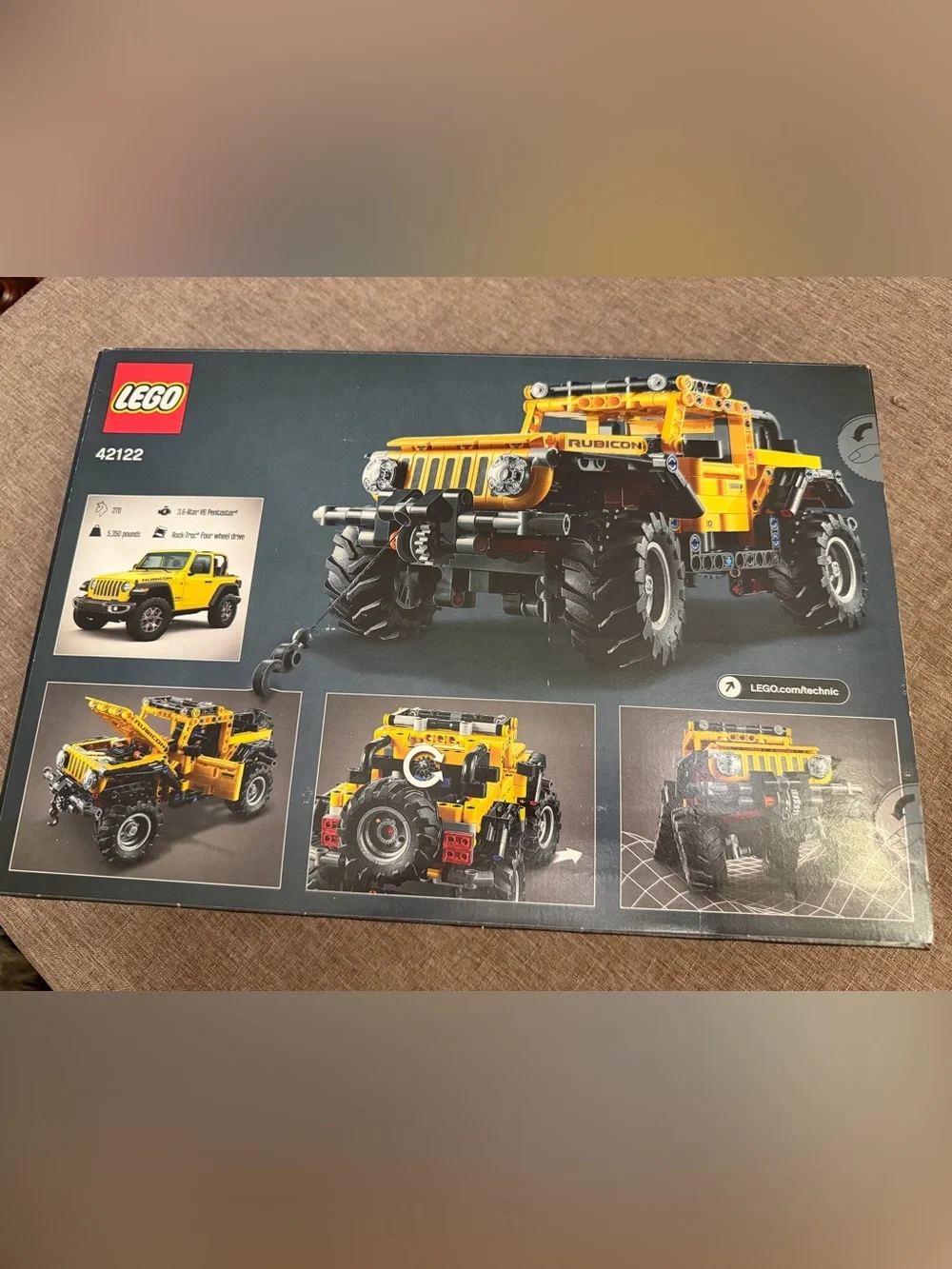 NIB LEGO TECHNIC JEEP WRANGLER YELLOW JEEP 42122